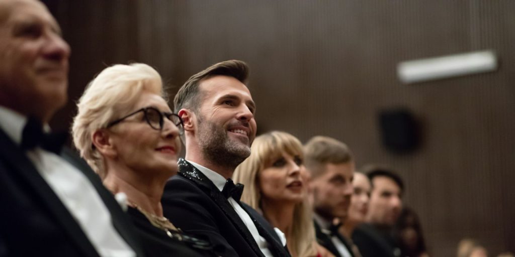 ‘I feel pressure to attend’: My brother-in-law is being honored by a charity, but tickets cost $375. Is it unfair to expect me to pay?