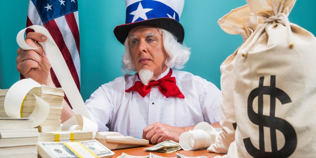 These money and investing tips can put a floor under the debt-ceiling crisis