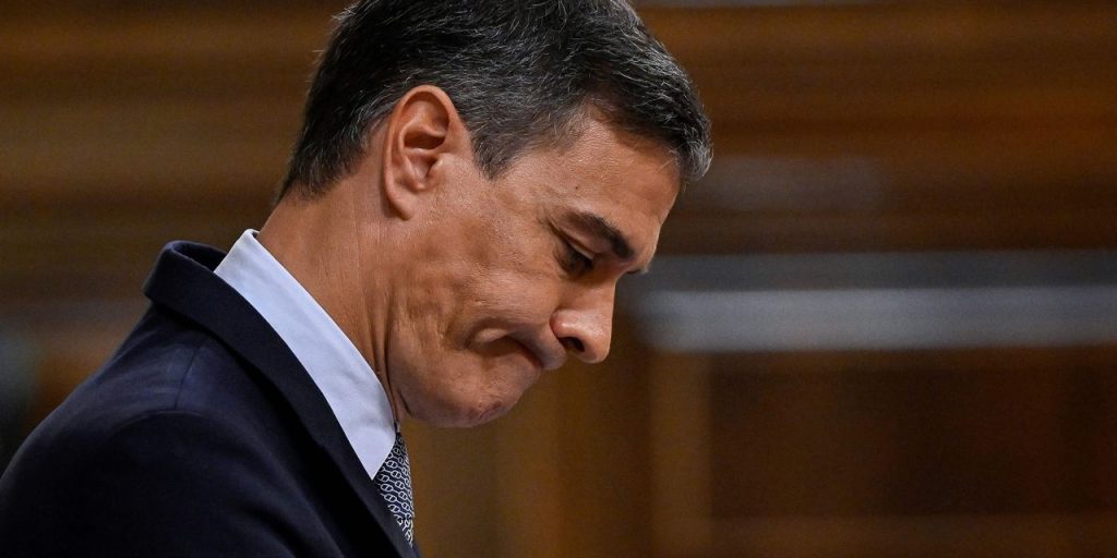 Spain’s prime minister calls early summer elections following bruising local and regional results