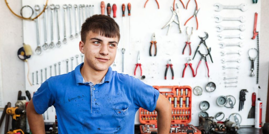 Why you might want your teen to skip the side gig and get a real summer job