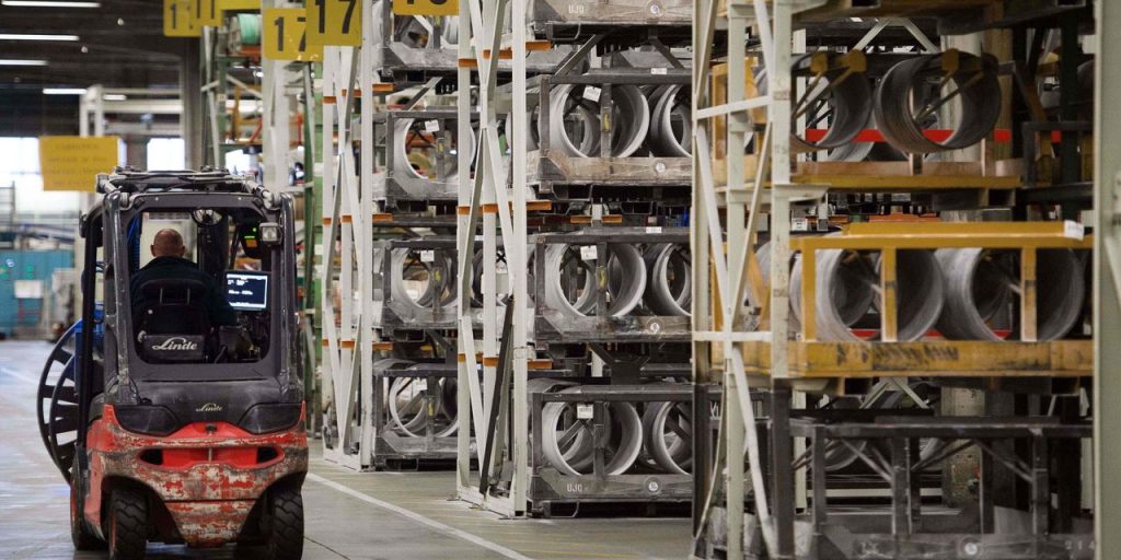 U.S. industrial output falls 0.2% in May after two straight gains