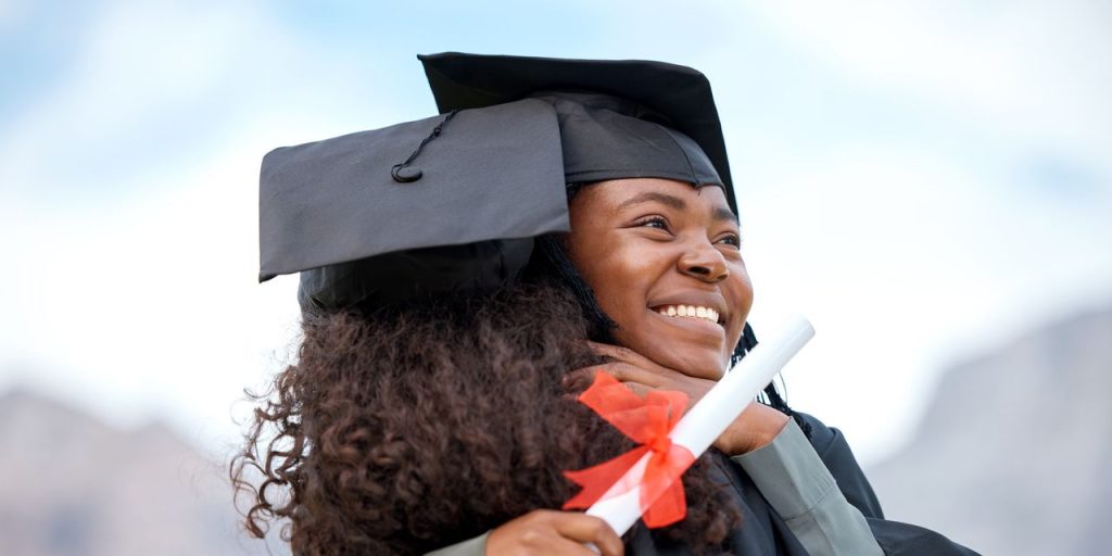 New college grads: Start your financial life on the right foot with these 6 tips from experts