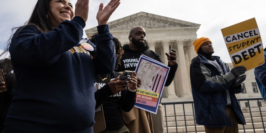 ‘Are we the bad guys?’ Workers for servicer at the center of student-debt relief case confused about its involvement, emails show