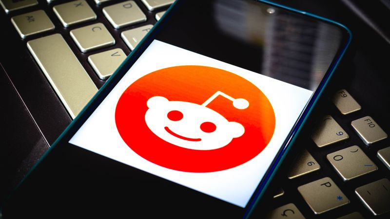 Hackers threaten to leak stolen Reddit data if company doesn’t pay $4.5 million and change controversial pricing policy