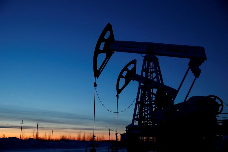 Oil prices mixed ahead of China lending benchmarks decision