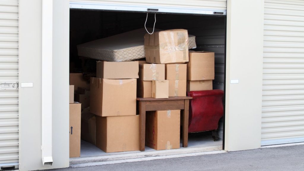 Opinion: Don’t be a storage-industry sap — declutter now and save money