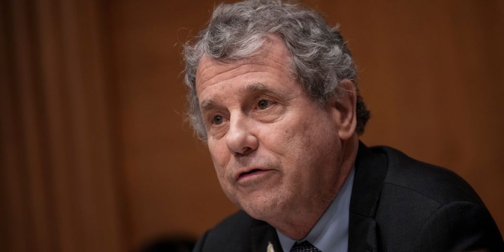 Lawmakers probe insurance crisis as premiums skyrocket