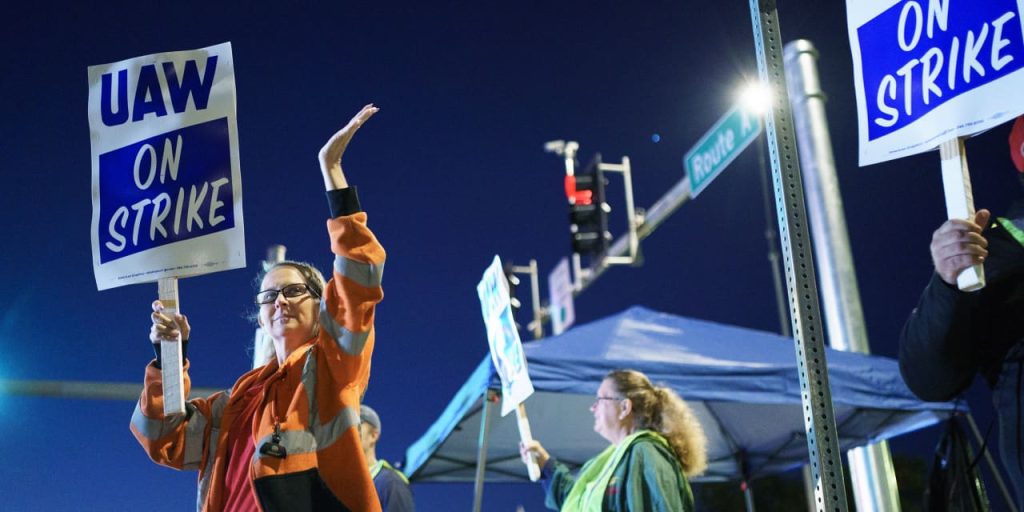 UAW to Strike at More Ford, GM Plants On Friday. And It Takes Shots At Trump.