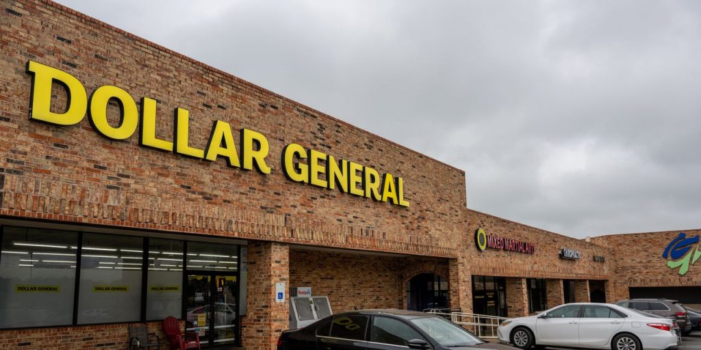 Lower-income households ‘are acting recessionary today.’ JPMorgan gives Dollar General its worst rating after company presentation