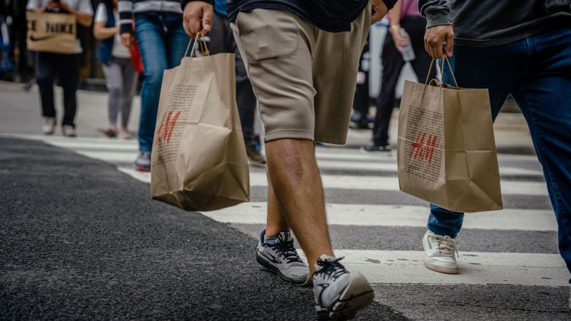 The Fed’s preferred inflation measure stayed high in July — and consumers are continuing to spend