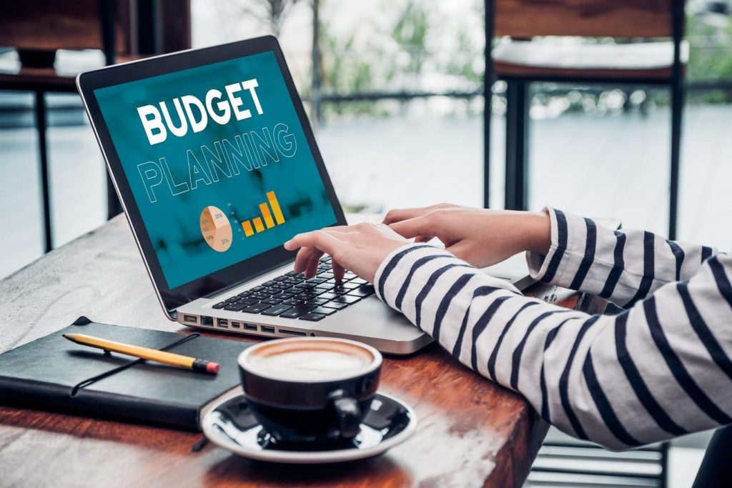 Four Tips For Budgeting In The Modern World