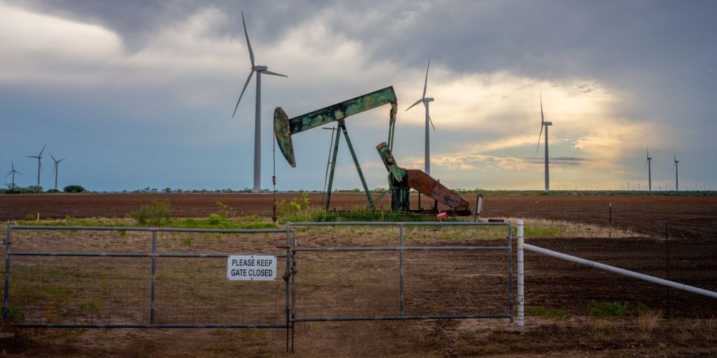Oil prices settle at lowest in 2 weeks as volatility tied to Middle East risks prevails