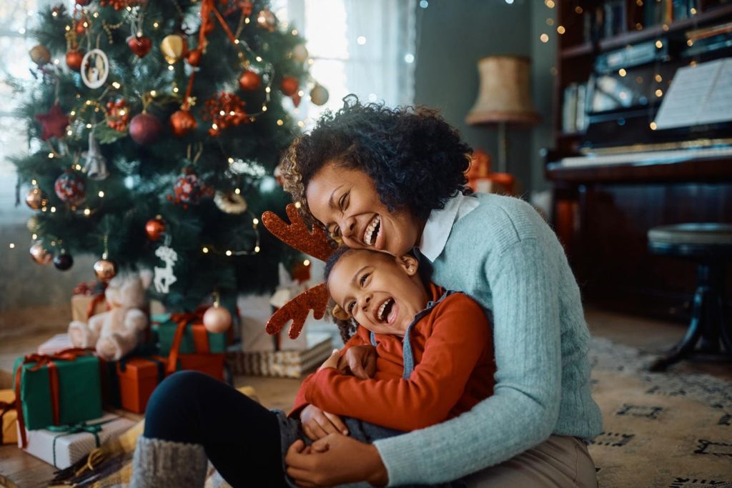 9 Tips And Strategies To Spend Less During The Holidays