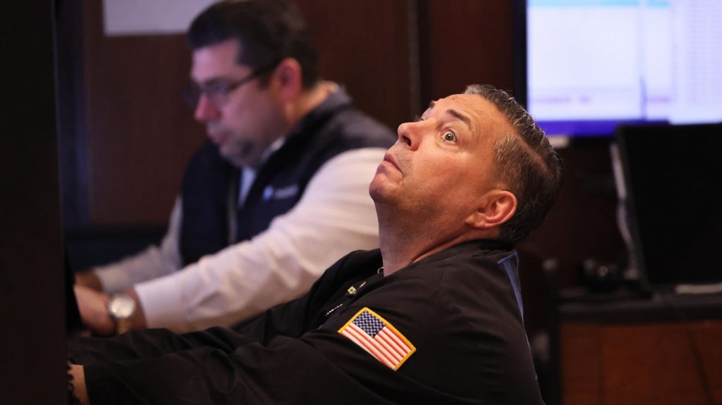 Stocks Notch 2-Week-Best Rally—But Growth Hopes May Be ‘Divorced’ From Reality