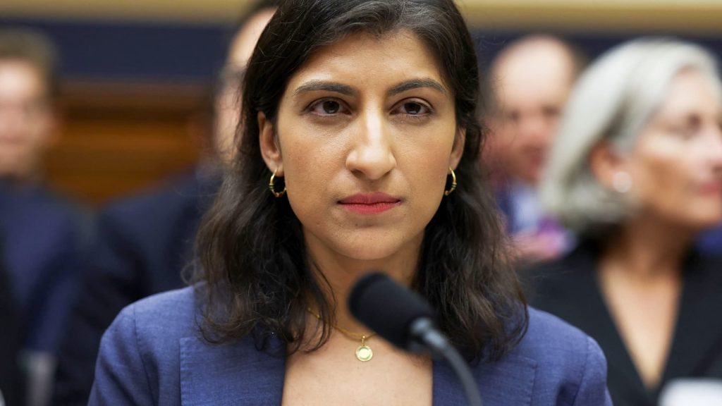 FTC votes to ban noncompete clauses that bar employees from working for competitors