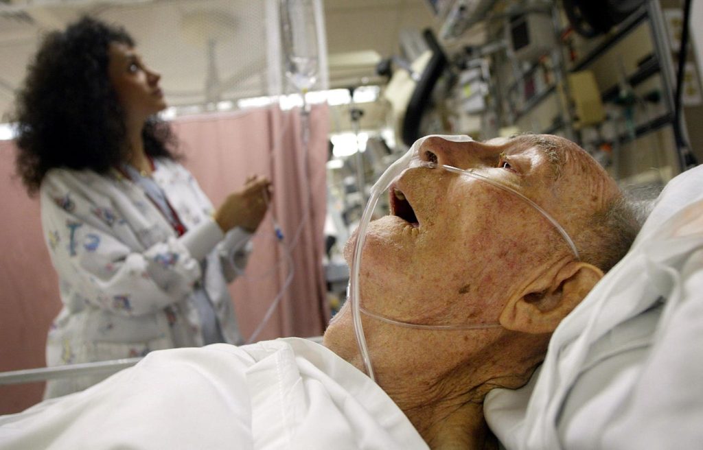 Hospitals Must Better Identify And Manage Delirium In Seniors
